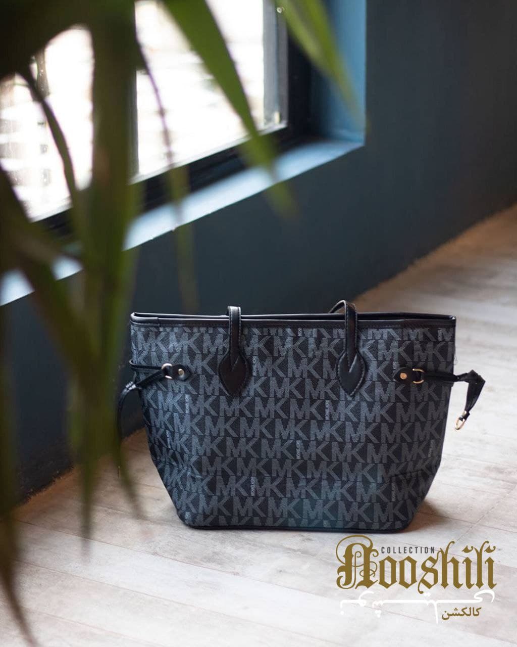 کیف بزرگ مارک دار — تصویر ۴