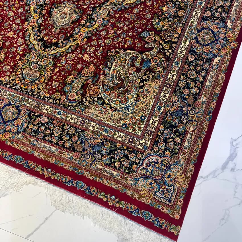 فرش تمام ابریشم کد 262 لاکی — تصویر ۲