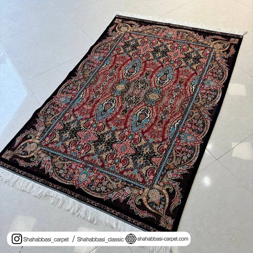 فرش تمام ابریشم کد 254 مشکی — تصویر ۶