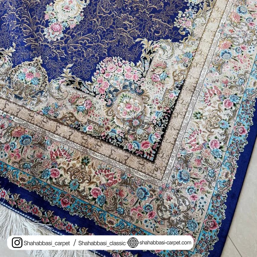 فرش تمام ابریشم کد 252 آبی کاربنی — تصویر ۳