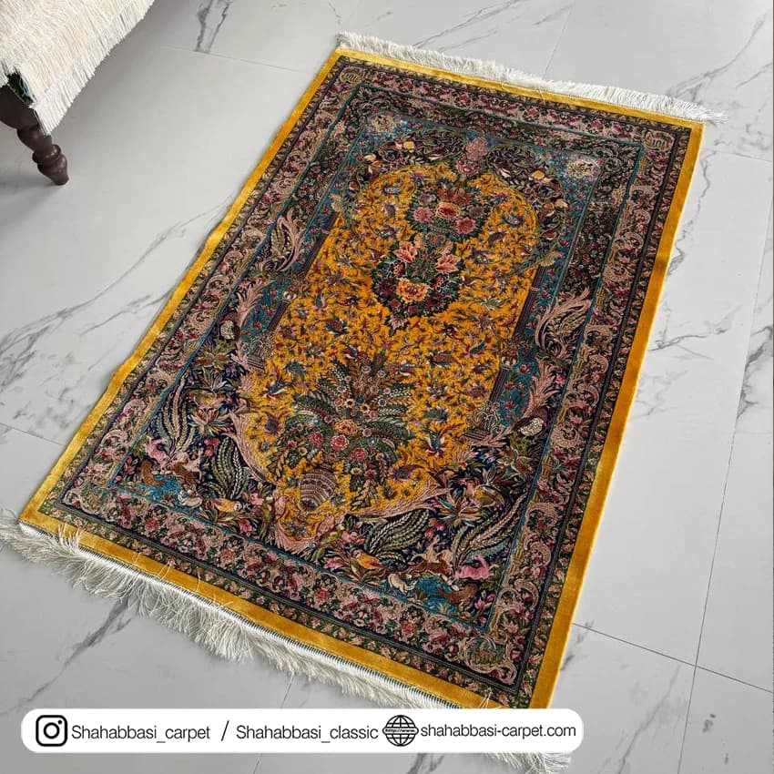 فرش تمام ابریشم کد 248 طلایی — تصویر ۶