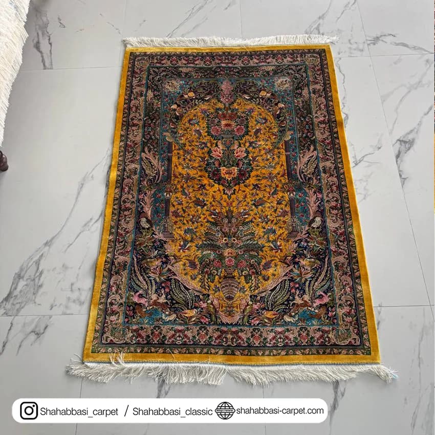 فرش تمام ابریشم کد 248 طلایی — تصویر ۳
