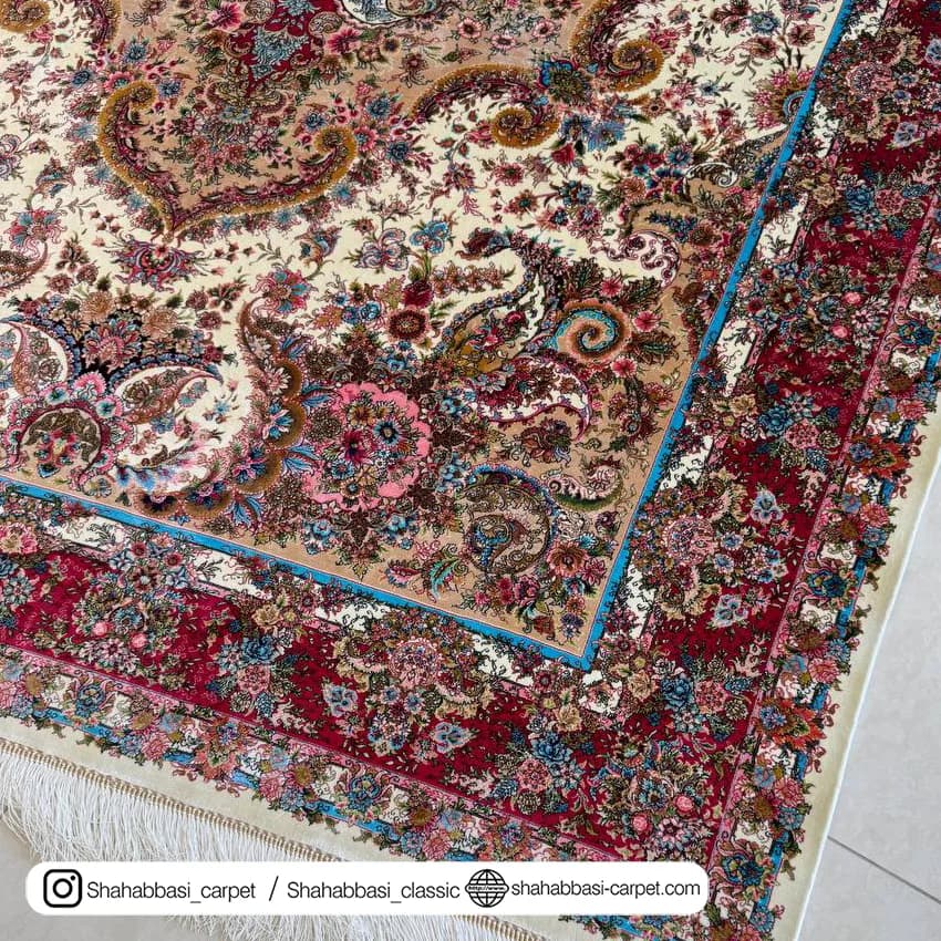فرش تمام ابریشم کد 239 کرم — تصویر ۳