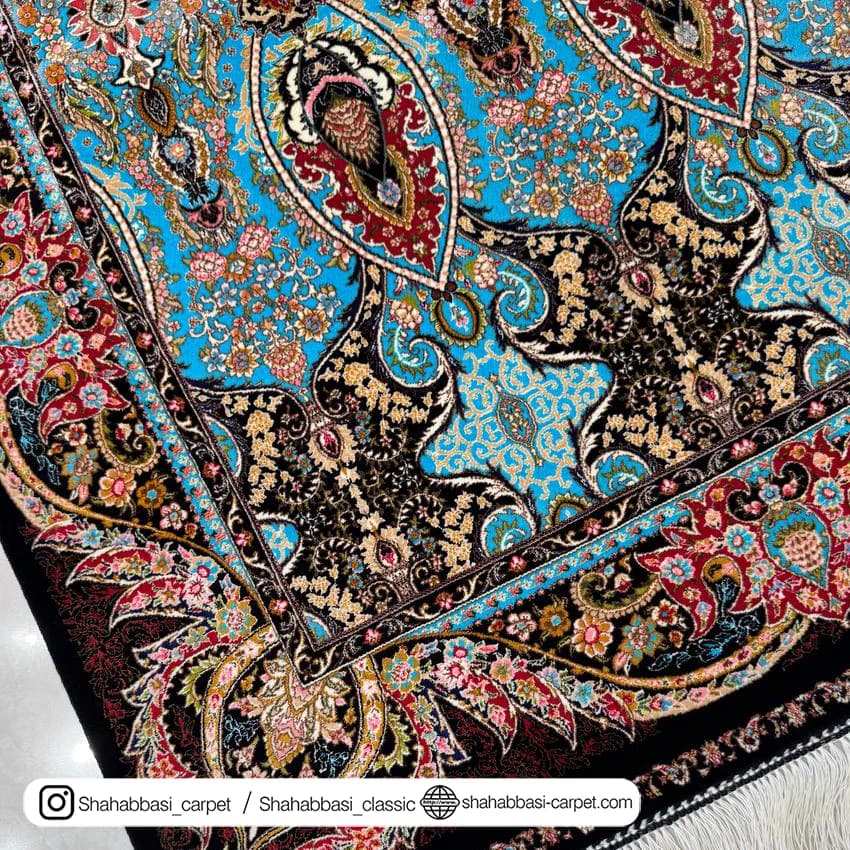 فرش تمام ابریشم کد 220 مشکی — تصویر ۳