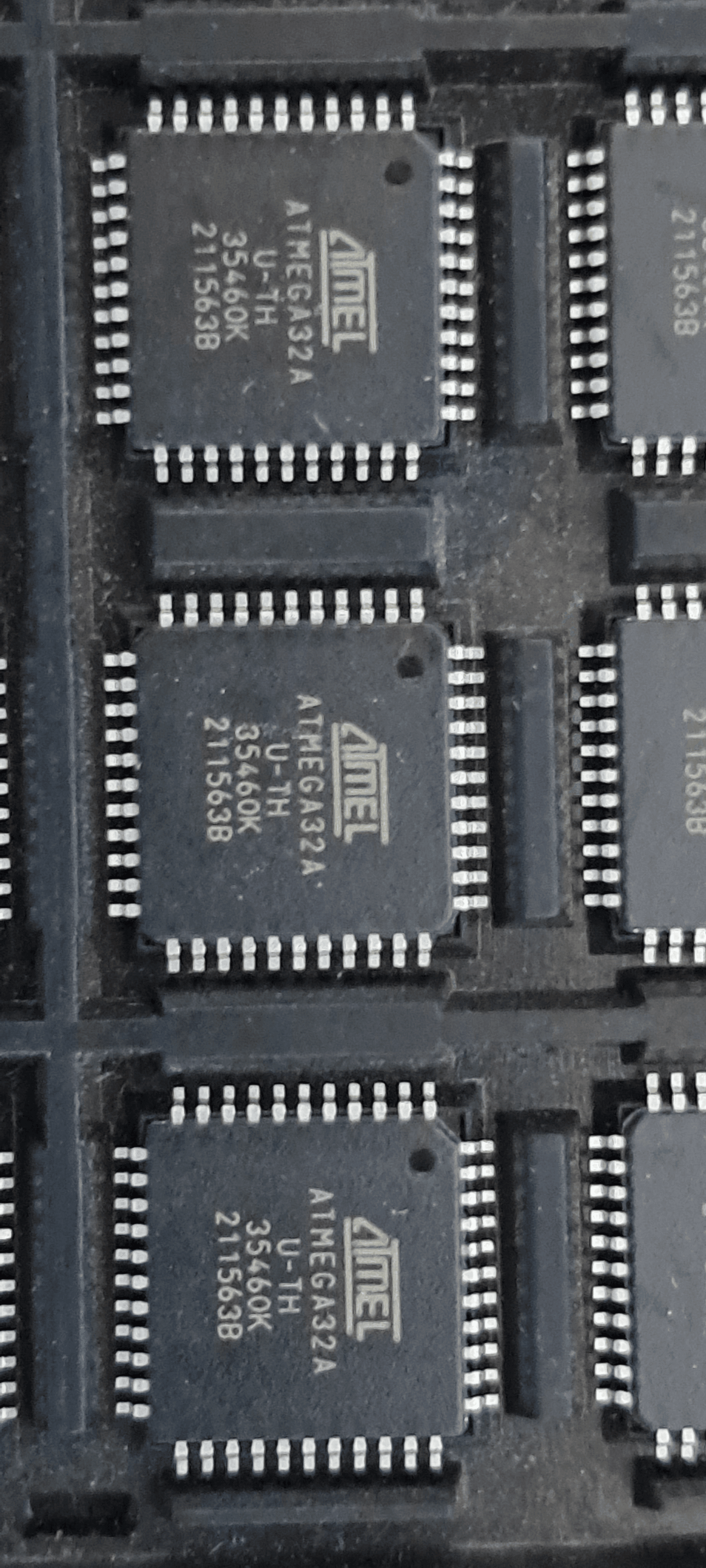 میکروکنترلر ATMEGA32AU TH پکیج SMD TQFP-44 — تصویر ۲