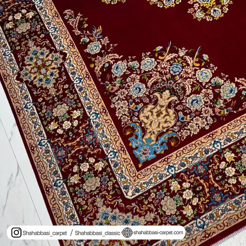 فرش تمام ابریشم کد 146 لاکی — تصویر ۳