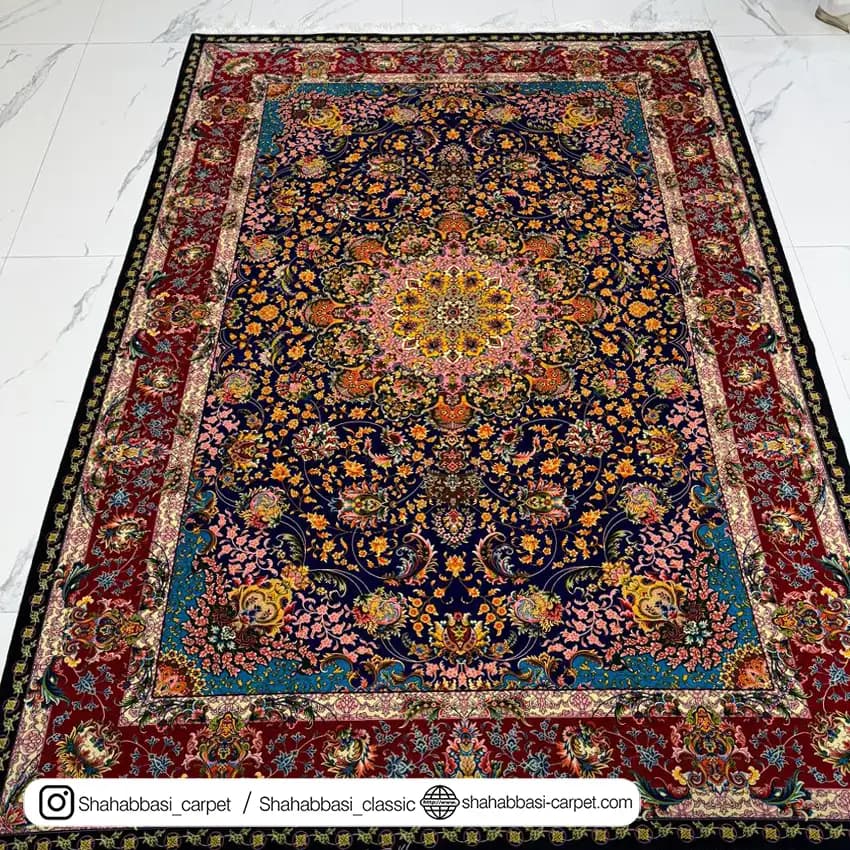 فرش تمام ابریشم کد 127 سرمه ای — تصویر ۳