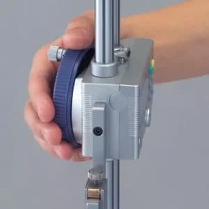 کولیس دیجیتال پایهدار ارتفاعسنج میتوتویو 30 سانتیمتر مدل 630-192 — تصویر ۳