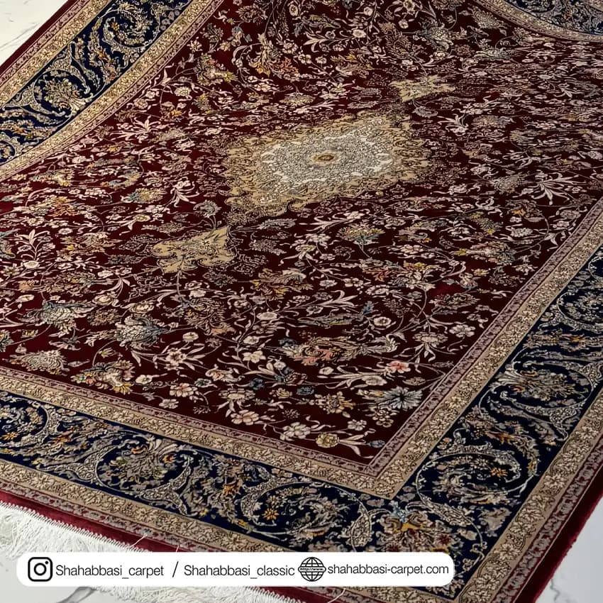 فرش ابریشم کد 112 لاکی — تصویر ۳