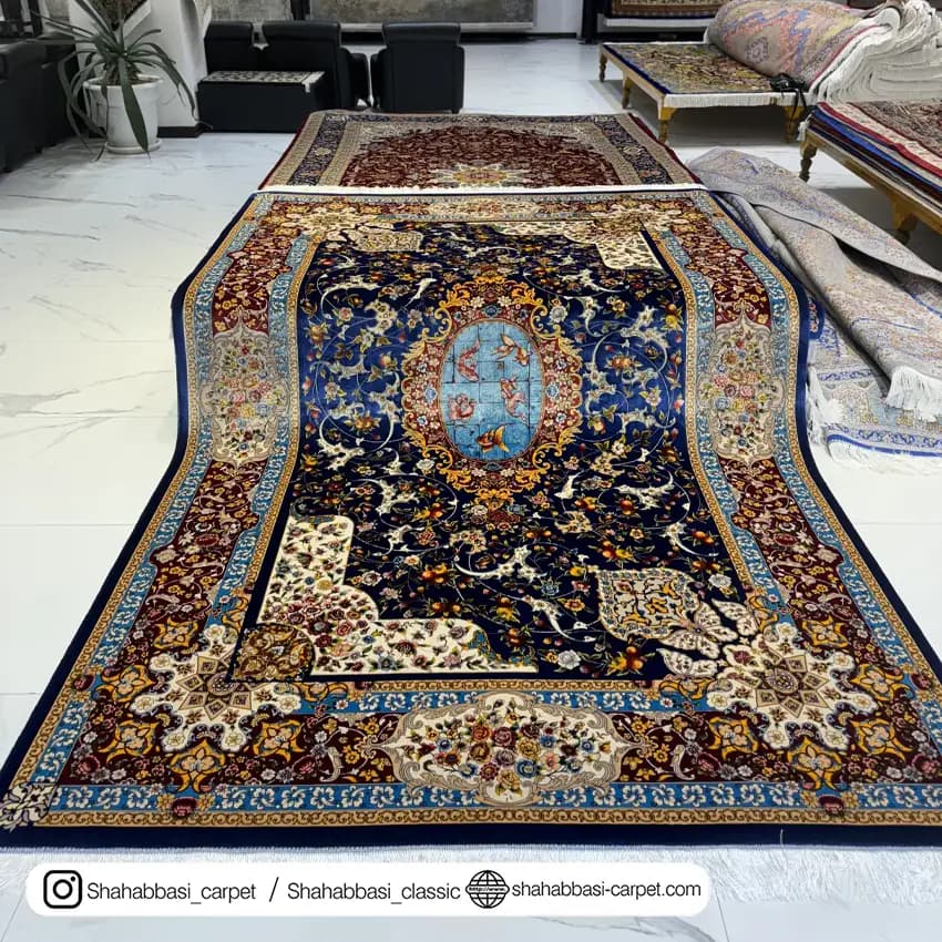 فرش ابریشم کد 105 سرمه ای — تصویر ۲