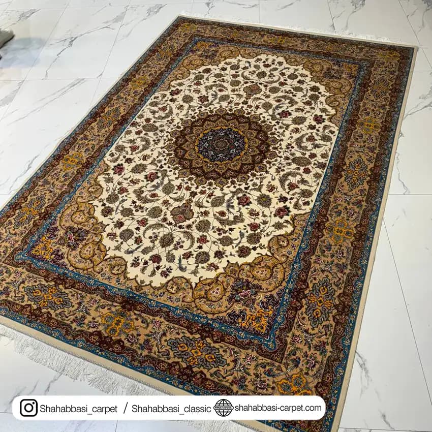 فرش ابریشم کد 101 کرم — تصویر ۲