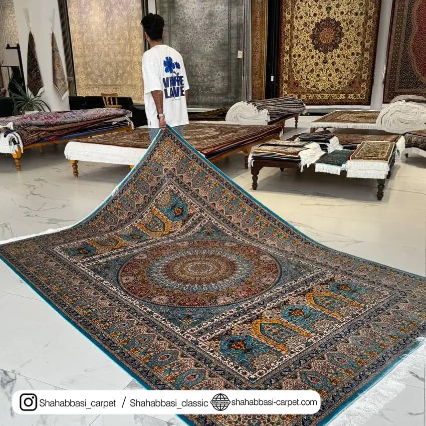 فرش ابریشم کد 93 آبی — تصویر ۱۰