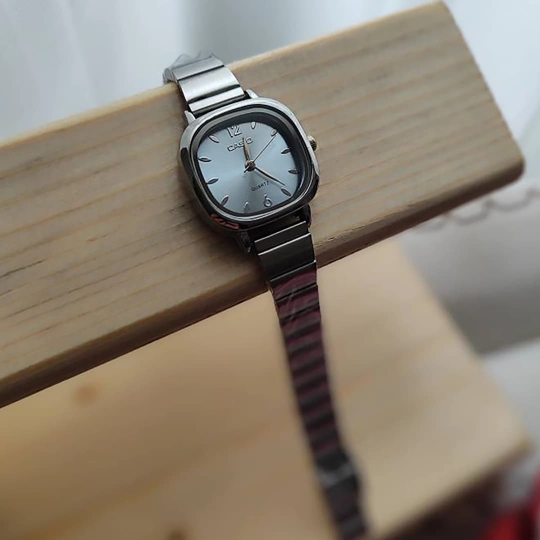 ساعت مچی زنانه کاسیو کلاسیک CASIO — تصویر ۲
