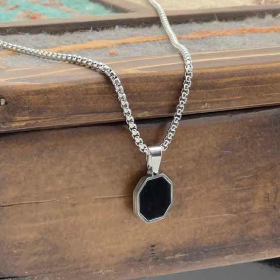 گردنبند مردانه اونیکس نقره ای — تصویر ۲