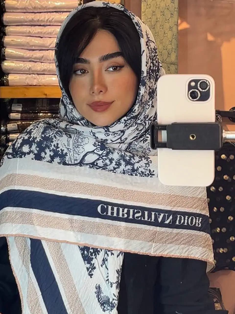 روسری پلیسه پاییزه — تصویر ۳
