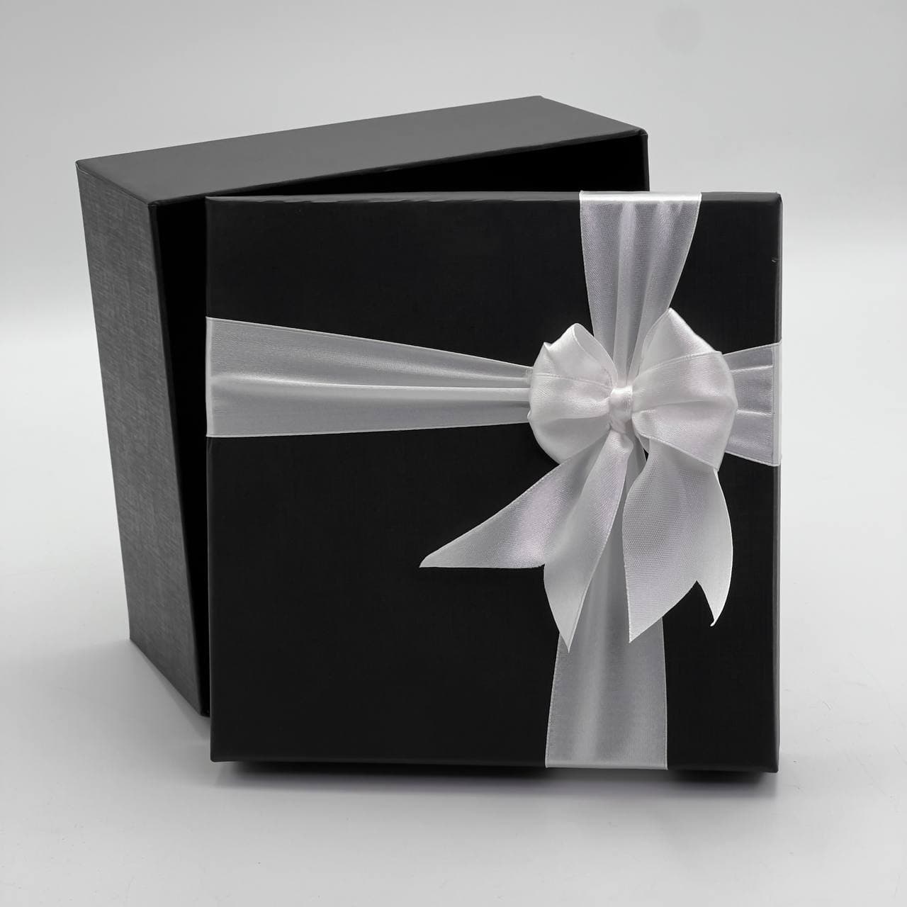 هاردباکس مربع سایز متوسط