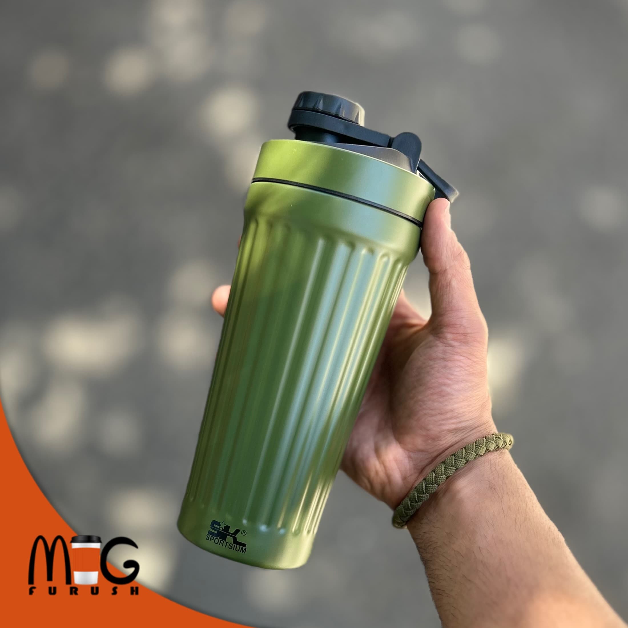 شیکر استیل ۱لیتری شیاردار sk