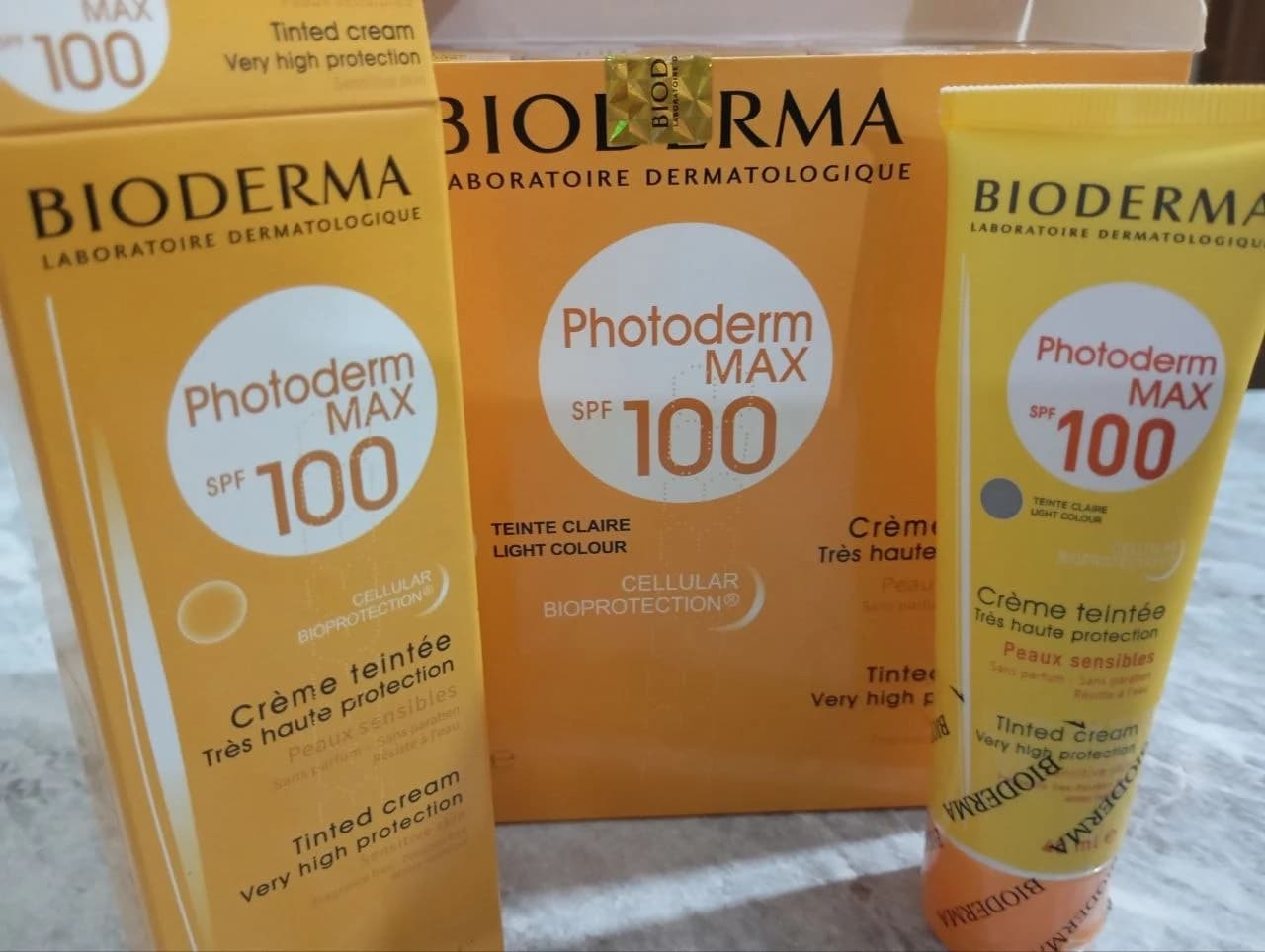 ضدآفتاب بایودرما فتودرم مکس رنگی SPF100 Photoderm Max | حجم 40 میل |محافظت حداکثری با پوشش طبیعی — تصویر ۶