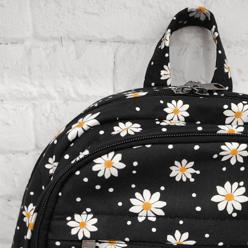 کوله پشتی دوقلو طرح گل بابونه — تصویر ۴