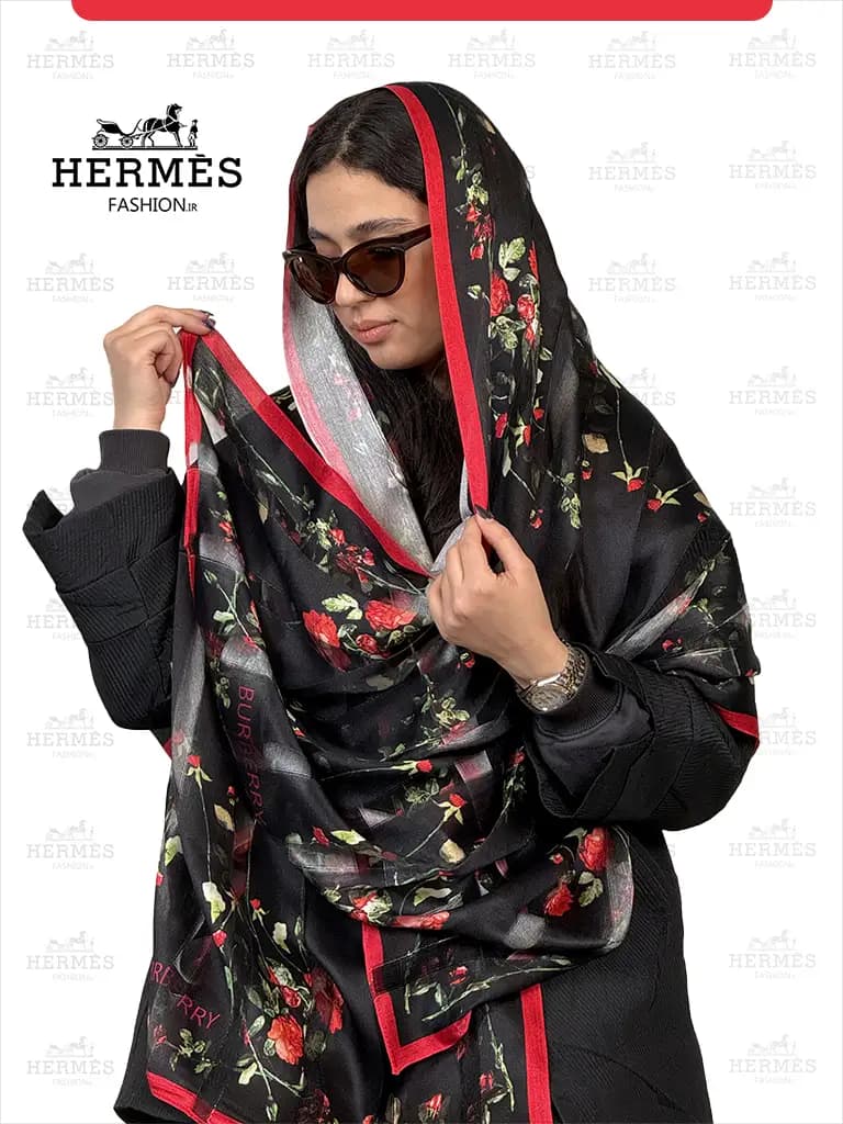شال ابریشم میله‌ای گل‌دار باربری (BURBERRY)