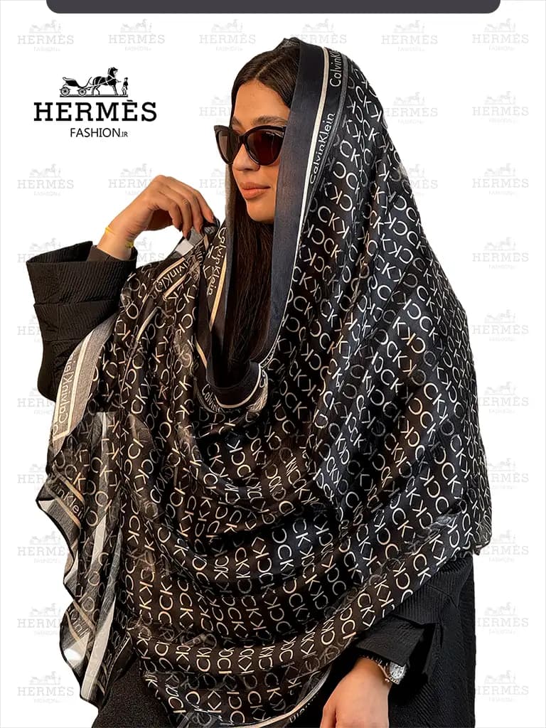 شال ابریشمی میله‌ای کلوین کلین — تصویر ۴