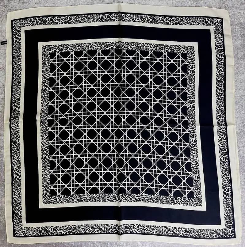 روسری مینی ابریشم — تصویر ۵