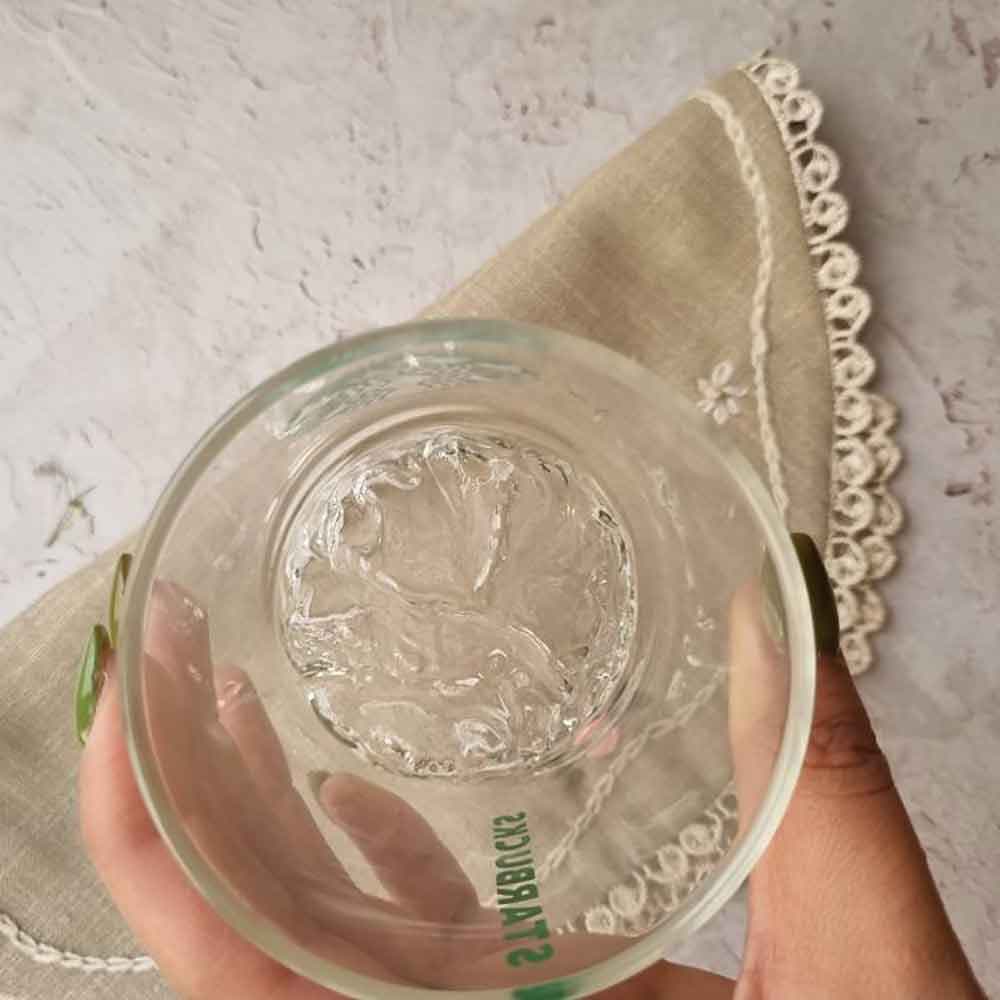 لیوان پیرکس وارداتی طرح یخی استارباکس — تصویر ۳