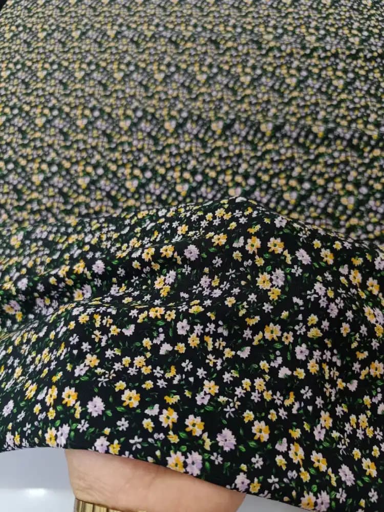 پارچه حریر کره‌ای گل ریز