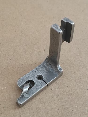 پایه لب تو چرخ راسته دوز صنعتی سایز 3 — تصویر ۶