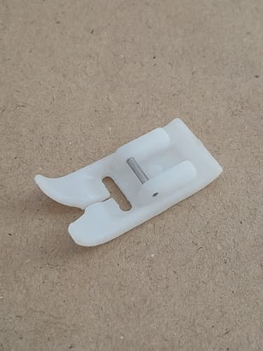 پایه دوخت پلاستیکی چرخ خیاطی خانگی فشاری — تصویر ۳