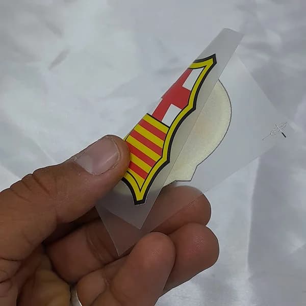 برچسب حرارتی DTF لوگو باشگاه بارسلونا — تصویر ۳