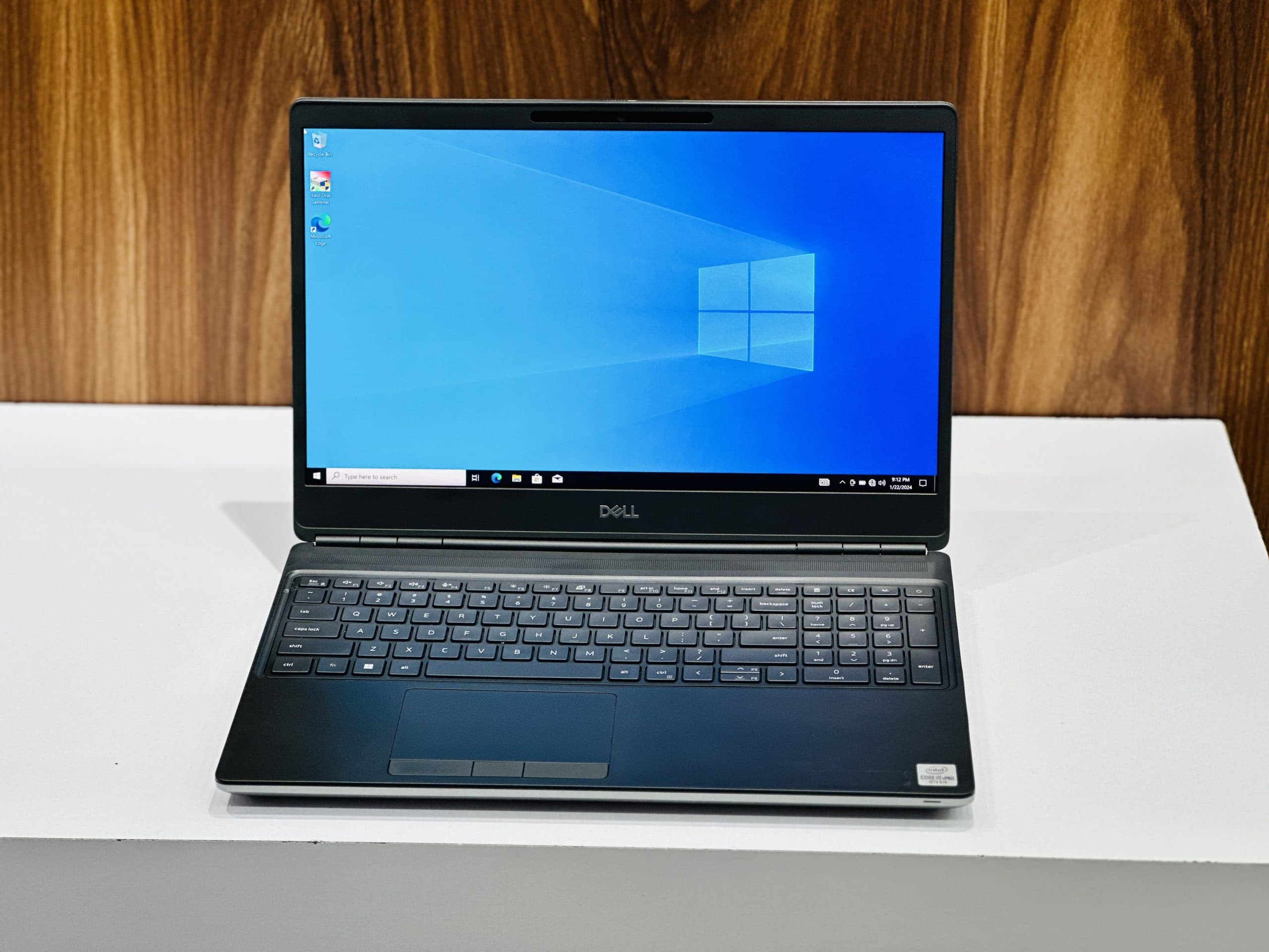 لپ تاپ Dell precision 7550 | Core i9 – 10885 H | RAM16 | 512 ssd | 8 GB Nvidia RTX 4000 — تصویر ۴