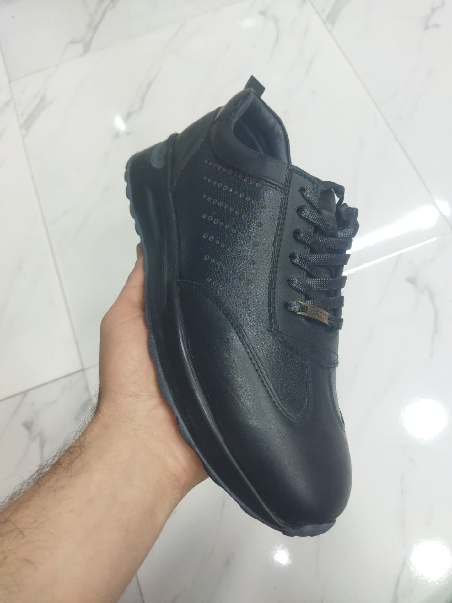 اسپرت مردانه چرم طبیعی مشکی و عسلی 40_44 — تصویر ۸