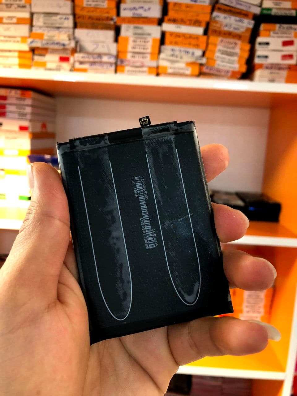 باتری روکاری گوشی شیائومی مدل BN54 — تصویر ۲