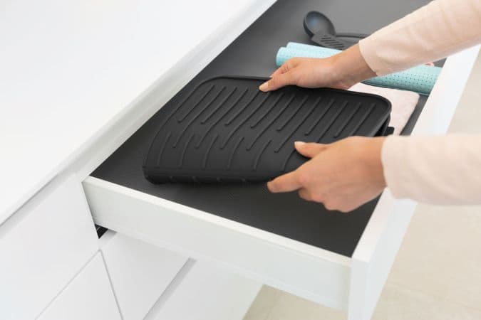 آبگیر سیلیکونی ظروف مشکی برابانتیا brabantia — تصویر ۸