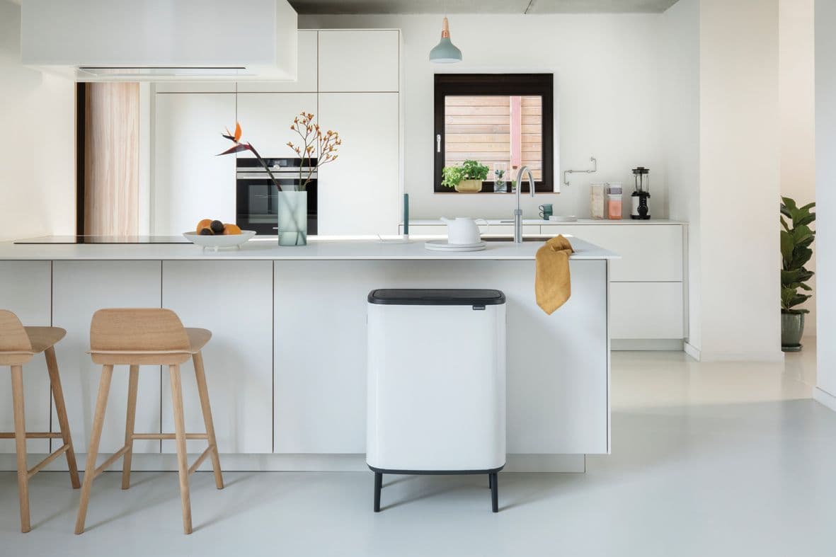 سطل زباله 30+30 لیتر چهارپایه سفید برابانتیا brabantia — تصویر ۱۰