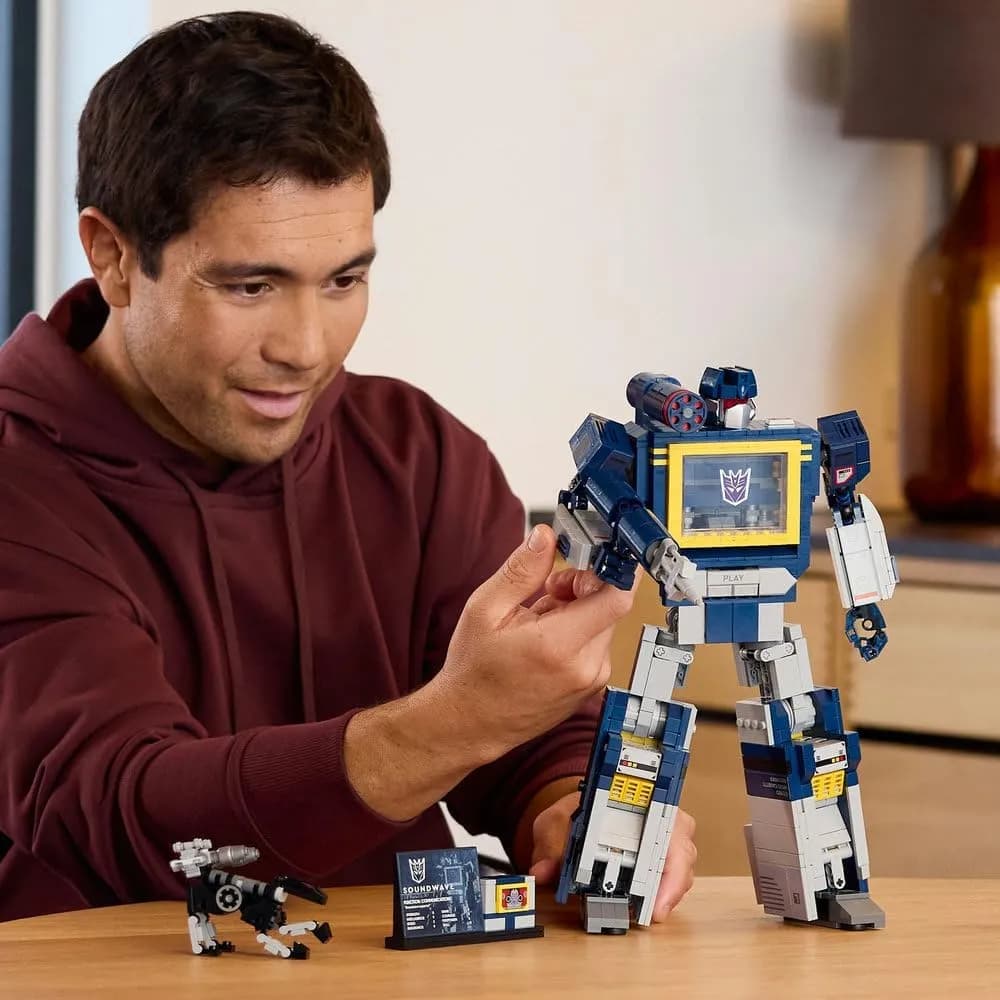لگو آیکانز Transformers Soundwave 10358 — تصویر ۳