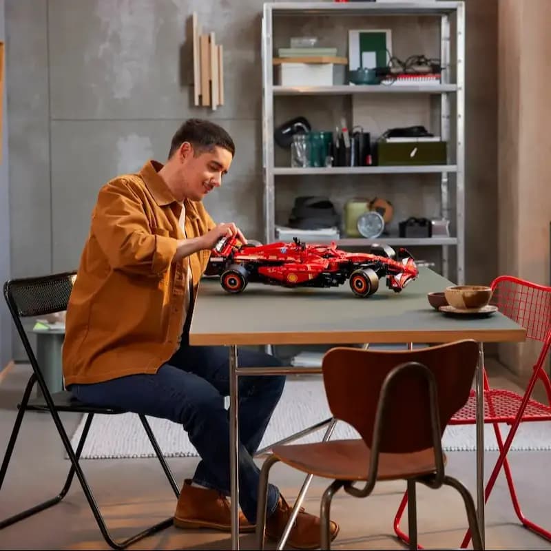 لگو تکنیک مدل Ferrari SF-24 F1 کد 42207 — تصویر ۴