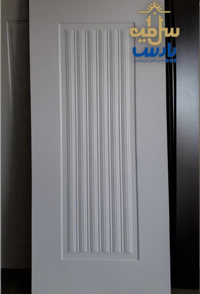 درب چوبی HPL طرح شیاری (مدادی) سفید یخچالی — تصویر ۲