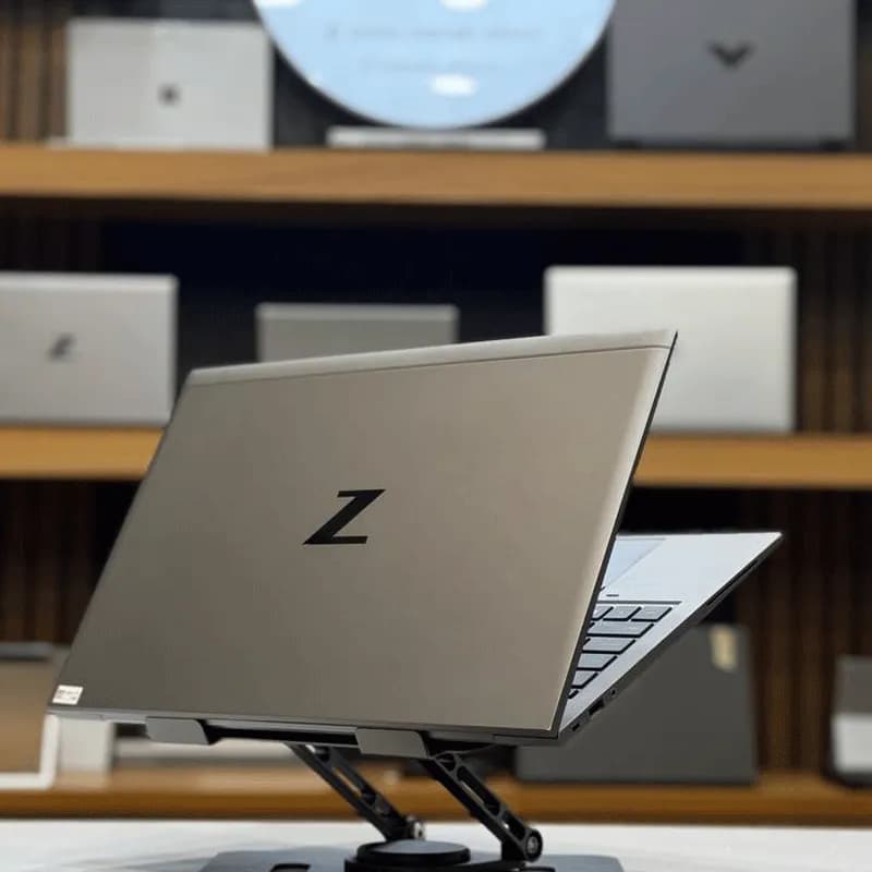لپ تاپ hp zbook firefly 15 g8 استوک i7-16-512-4gb — تصویر ۷