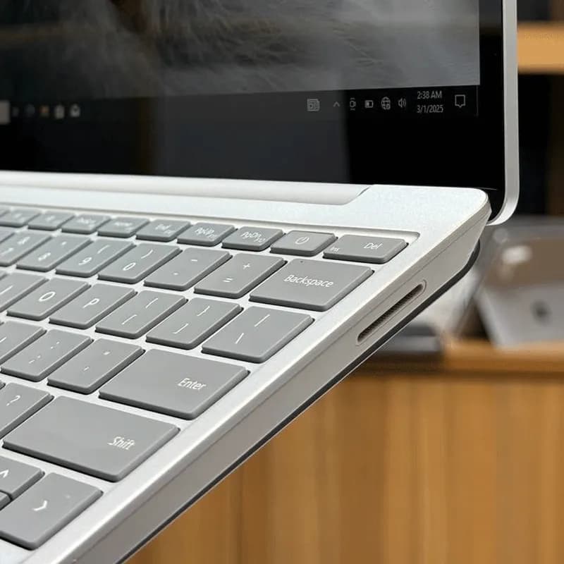 لپ تاپ surface laptop go 1 استوک — تصویر ۱۲