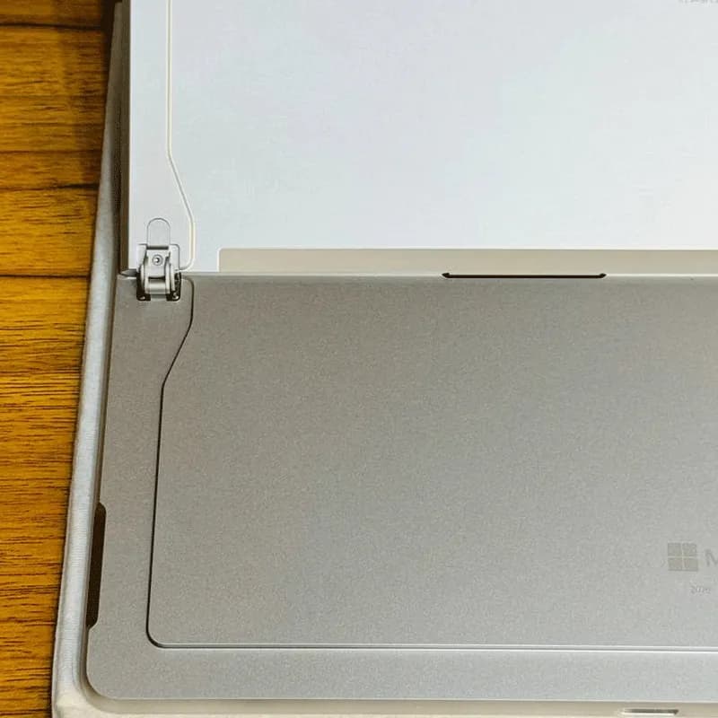 لپ تاپ surface pro 10 اکبند cu5-16-256 — تصویر ۶
