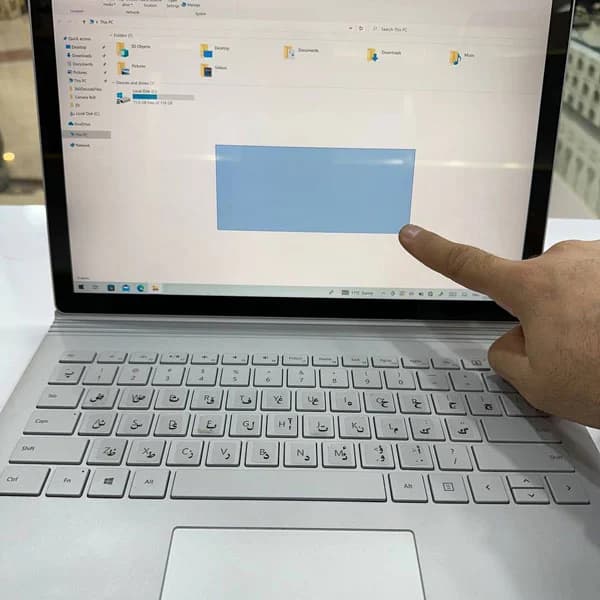لپ تاپ سرفیس book1 استوک i7-8-256-1gb — تصویر ۳
