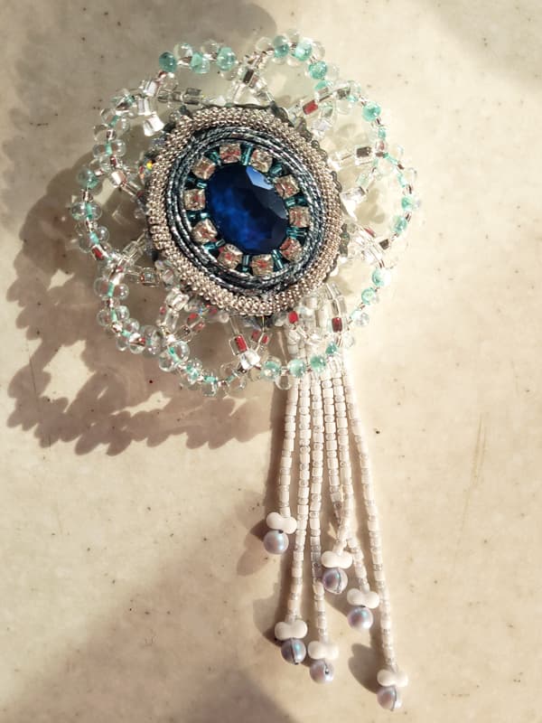 گل سینه جواهردوزی (طراحی اختصاصی) — تصویر ۸