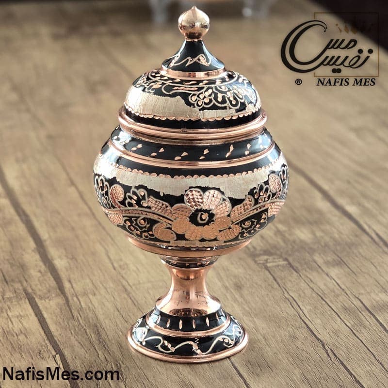 قندان مسی نقره کوب پایه دار مدل سویل — تصویر ۴