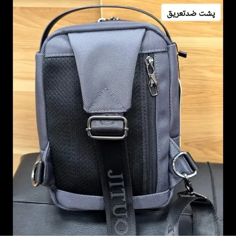 بادی بگ مردانه وارداتی برزنتی جیتو مدل JITUO ضدآب با پورت USB — تصویر ۶