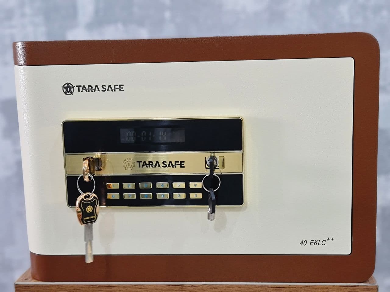 سیف باکس تارا مدل 40EKLC
