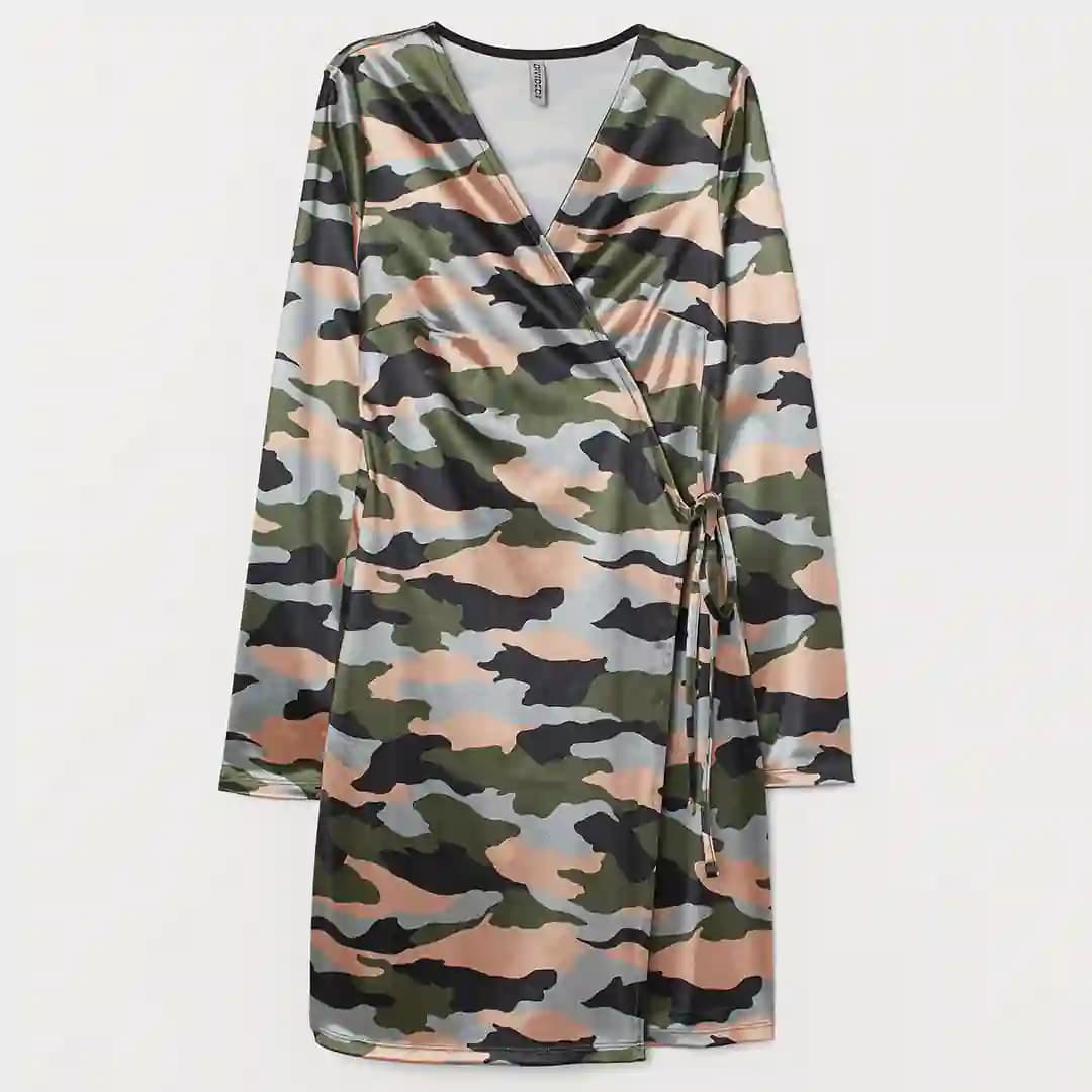 مانتو رویه زنانه دخترانه طرح ارتشی اچ اند ام H&M کات لیبل سایز S 0633977