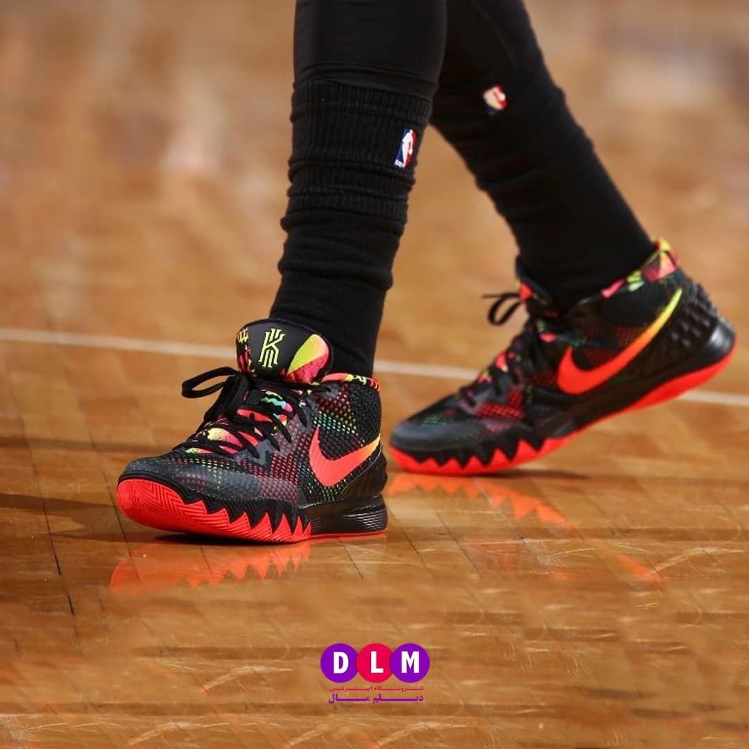 کفش بسکتبال نایکی کایری ۱ (Nike Kyrie 1) رنگ مشکی/قرمز — تصویر ۶