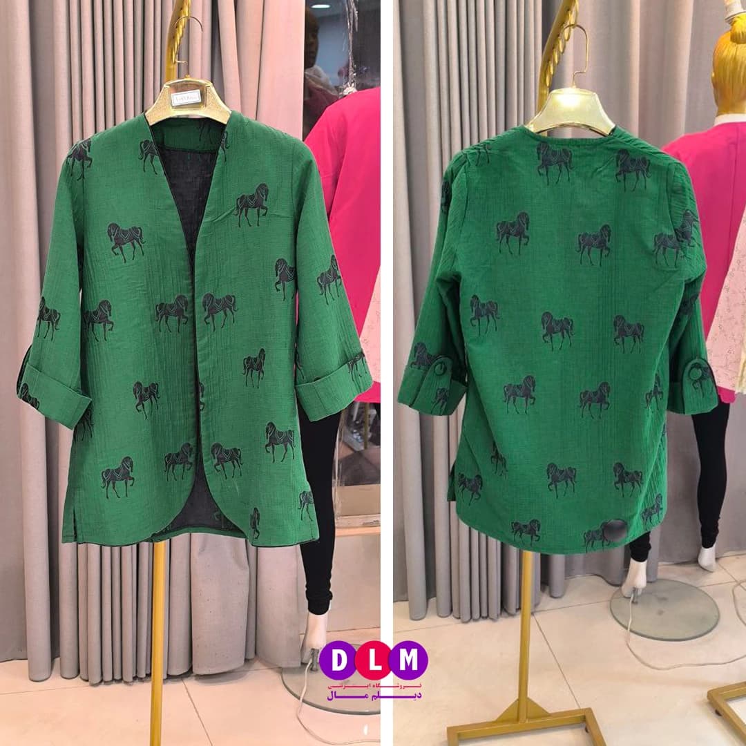 مانتو کژوال سبز طرح اسب – شیک برای استایل روزمره شما — تصویر ۶
